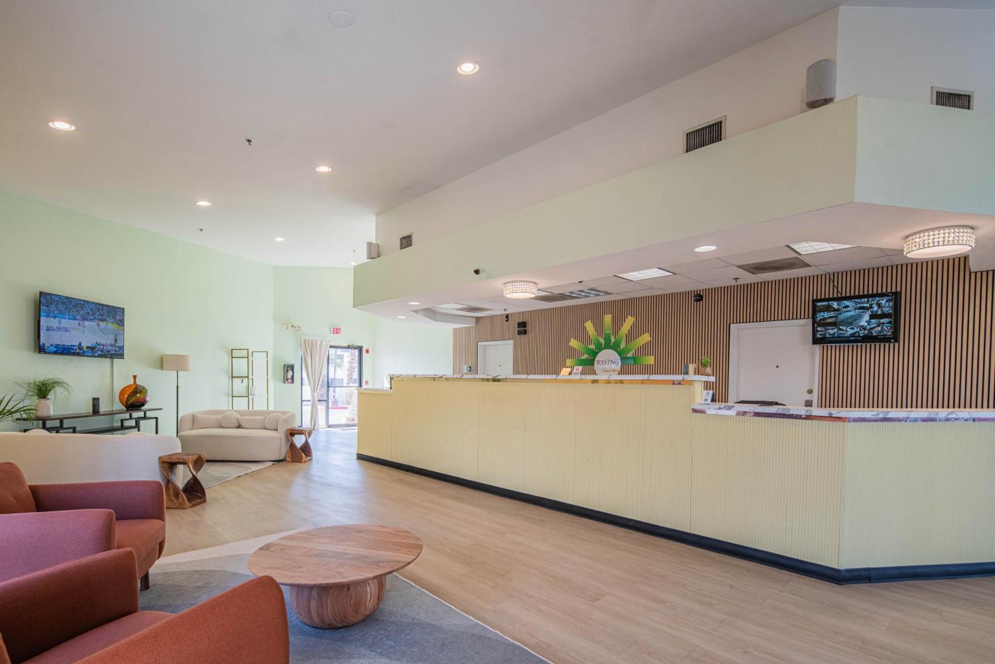 Hotel Rising Phoenix Zewnętrze zdjęcie